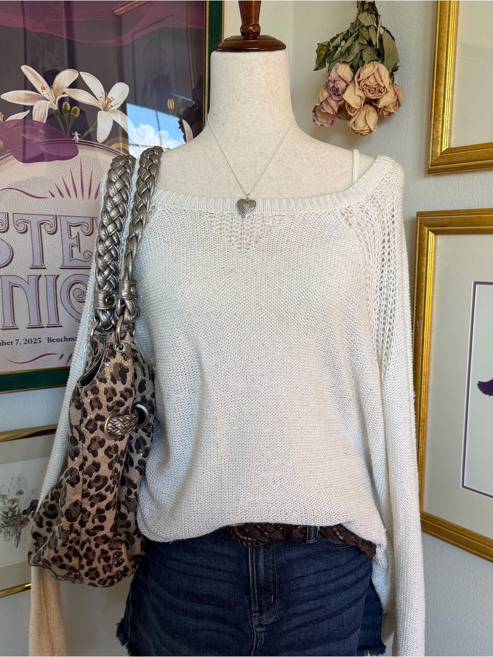 DKNY Jeans Cream Sequin Sweater Size Large
